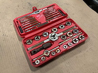 Hanson super set tap and hex die set - afbeelding 1 van  4