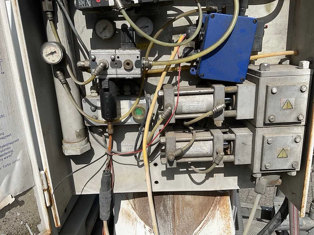 Hapert - 1990 - k1750 - zandstraal machine - afbeelding 7 van  21