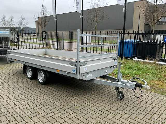 Hapert - 2022 - azure - aanhangwagen - afbeelding 1 van  10