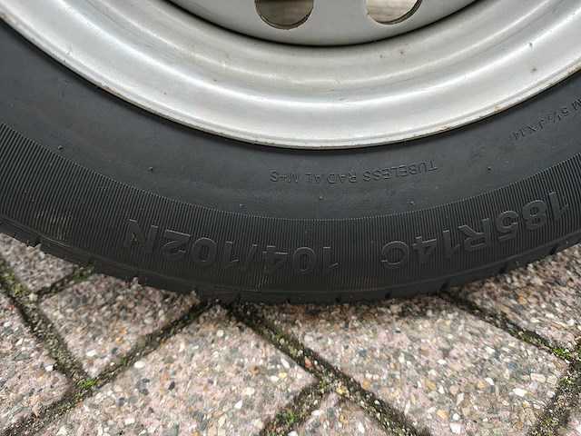 Hapert - aanhangwagen - afbeelding 4 van  19