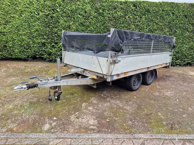 Hapert - elektrische kipper - loofrekken - sledes - 2000kg - aanhangwagen - 2002 - afbeelding 8 van  13