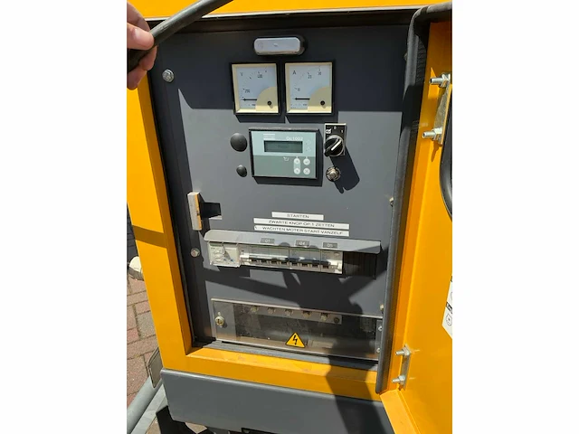 Hapert/ atlas copco qas14 aggregaat/lichtmast aanhangwagen - afbeelding 7 van  23