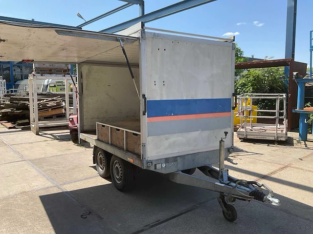 Hapert gesloten aanhangwagen - afbeelding 5 van  11