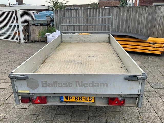 Hapert plateauwagen aanhangwagen - afbeelding 3 van  6