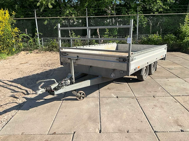 Hapert ta aanhangwagen - afbeelding 1 van  6