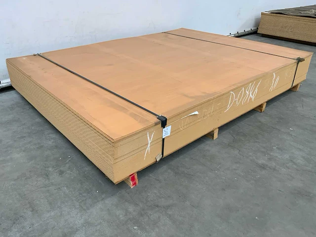 Hardboard plaat 2650x2055x3mm (80x) - afbeelding 1 van  5