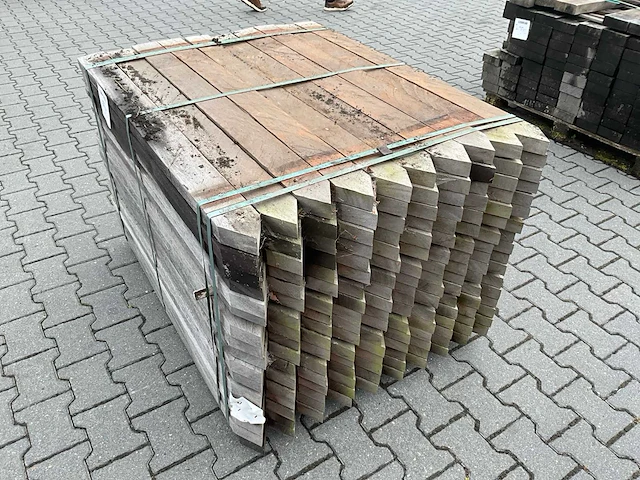 Hardhout azobe paal (1200x90x40) (170x) - afbeelding 3 van  4