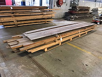 Hardhout en vuren balken en planken (30x) - afbeelding 1 van  3