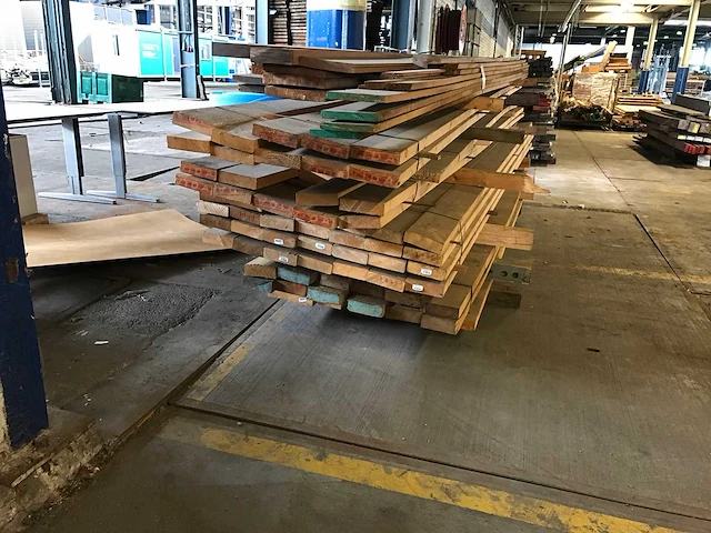 Hardhout en vuren balken en planken (80x) - afbeelding 3 van  3