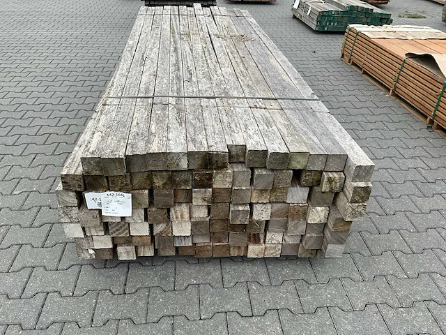 Hardhout paal gepunt (3000x70x70mm) (98x) - afbeelding 2 van  5