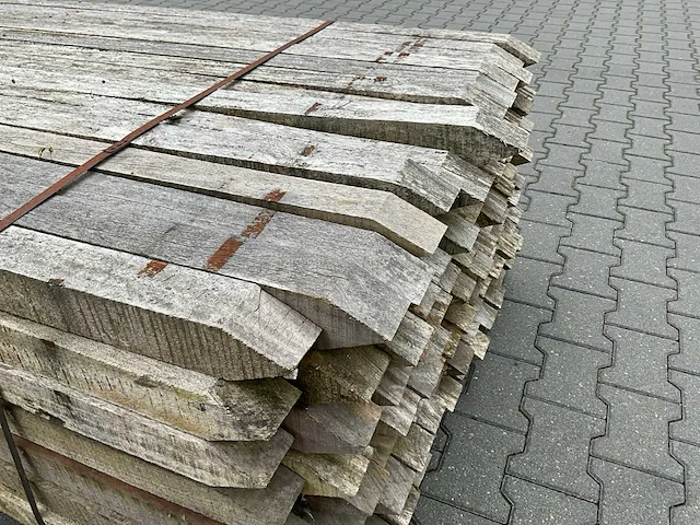Hardhout paal gepunt (3000x70x70mm) (98x) - afbeelding 5 van  5