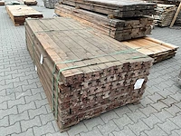 Hardhout schuttingpaal (2700x90x90mm) (72x) - afbeelding 1 van  4