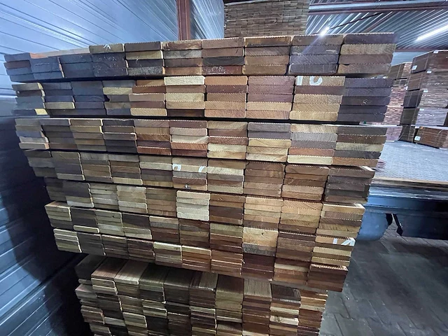 Hardhout tegelhout 550-1050x97x17mm (607x) - afbeelding 2 van  3