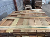 Hardhout tegelhout 550-1050x97x17mm (607x) - afbeelding 1 van  3