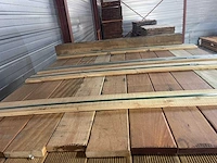 Hardhout tegelhout 550-1050x97x17mm (800x) - afbeelding 1 van  3