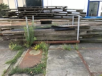 Hardhouten balken en planken - afbeelding 2 van  3