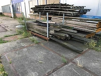 Hardhouten balken en planken - afbeelding 3 van  3