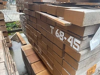 Hardhouten balken fijnbezaagd 2750-4000x100x50mm (93x) - afbeelding 3 van  3