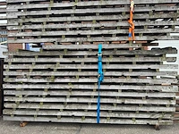 Hardhouten frames 390x120cm (circa 155 meter) - afbeelding 1 van  3