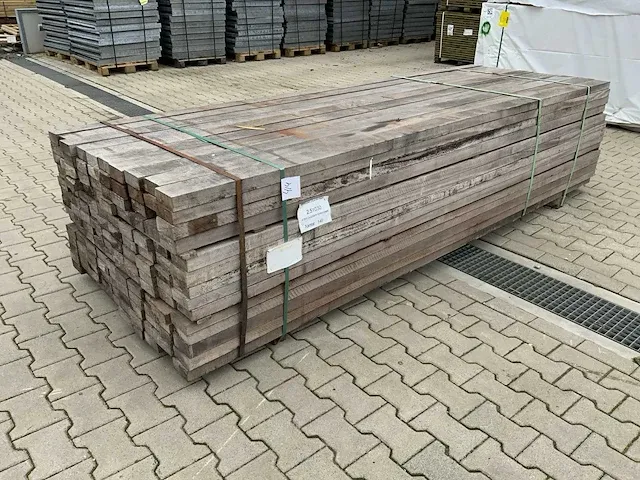 Hardhouten ligger 3000x90x40mm (140x) - afbeelding 1 van  5