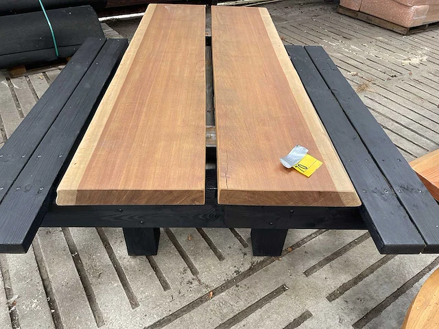 Hardhouten picknicktafel 2000mm - afbeelding 2 van  3