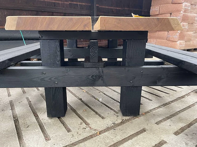 Hardhouten picknicktafel 2000mm - afbeelding 3 van  3