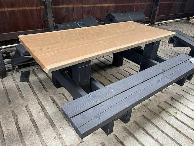 Hardhouten picknicktafel 2000mm - afbeelding 1 van  3