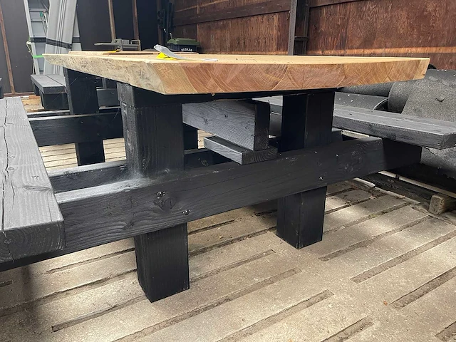 Hardhouten picknicktafel 2000mm - afbeelding 3 van  3