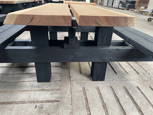 Hardhouten picknicktafel 2000mm - afbeelding 3 van  3