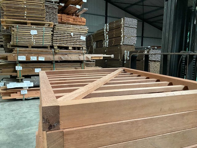 Hardhouten spijlenhek/-poort geschaafd onbehandeld 100x80 cm (2x) - afbeelding 6 van  6