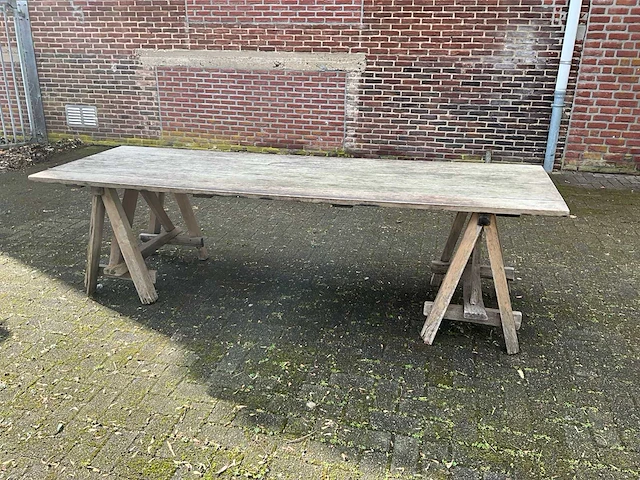 Hardhouten terrastafel - afbeelding 1 van  7