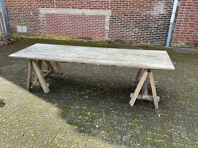 Hardhouten terrastafel - afbeelding 2 van  7