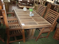 Hardhouten tuinset bestaande tafel en vier stoelen met leuning, tafel 139 x 94 x 76 cm. - afbeelding 1 van  4