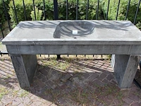 Hardstenen gootsteen. afmeting 165 x 65 x 79 cm. - afbeelding 1 van  3