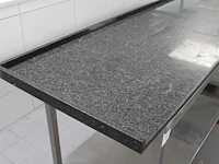 Hardstenen werkblad zwart met afmeting 286 x 75 cm. - afbeelding 2 van  2