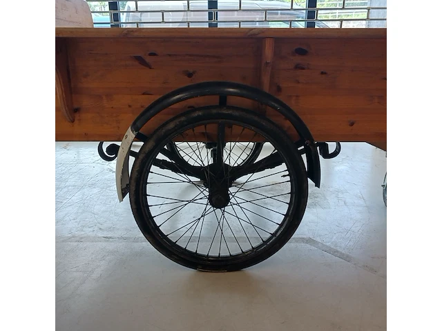 Haringkar /bakfiets , gazelle, onderstel en fiets ca 1930 en opbouw volledig vernieuwd - afbeelding 5 van  33