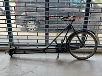 Haringkar /bakfiets , gazelle, onderstel en fiets ca 1930 en opbouw volledig vernieuwd - afbeelding 8 van  33