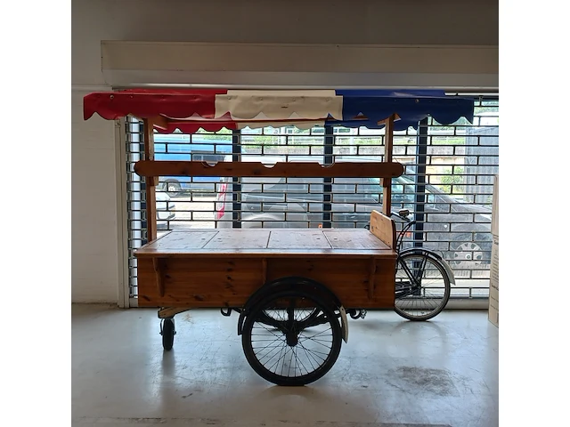 Haringkar /bakfiets , gazelle, onderstel en fiets ca 1930 en opbouw volledig vernieuwd - afbeelding 12 van  33