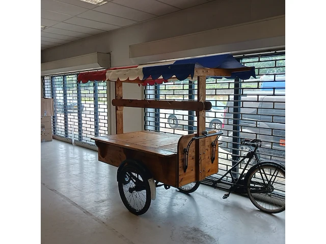 Haringkar /bakfiets , gazelle, onderstel en fiets ca 1930 en opbouw volledig vernieuwd - afbeelding 23 van  33