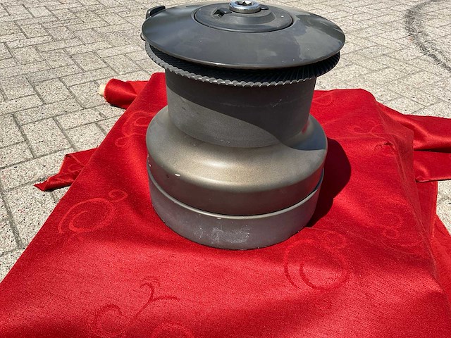 Harken 990 scheepslier - afbeelding 4 van  5