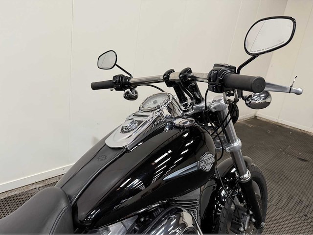 Harley davidson - chopper - motorfiets - 2011 - afbeelding 8 van  23