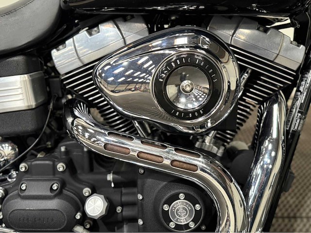 Harley davidson - chopper - motorfiets - 2011 - afbeelding 9 van  23