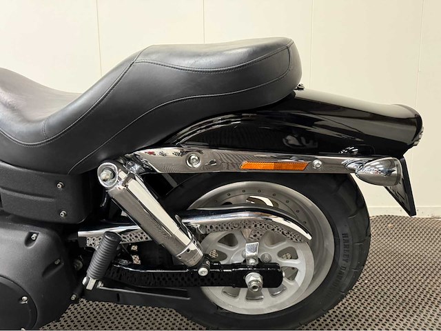 Harley davidson - chopper - motorfiets - 2011 - afbeelding 13 van  23