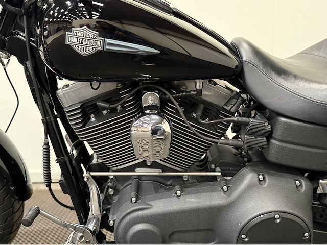 Harley davidson - chopper - motorfiets - 2011 - afbeelding 15 van  23