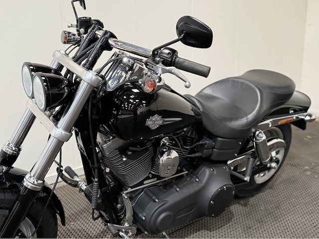 Harley davidson - chopper - motorfiets - 2011 - afbeelding 22 van  23