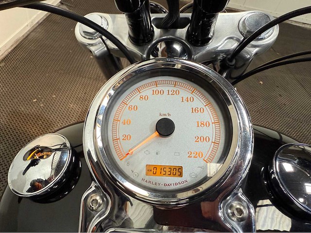 Harley davidson - chopper - motorfiets - 2011 - afbeelding 23 van  23