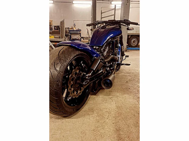 Harley davidson - chopper - vrscdx night-rod special - motorfiets custom made - afbeelding 5 van  7