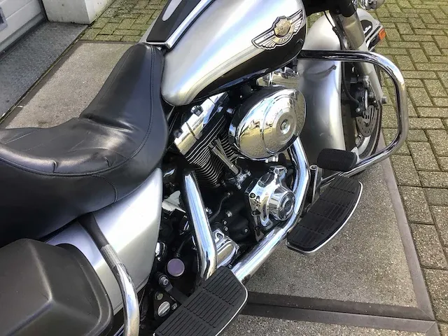 Harley davidson - tour - 88 flhtcui egult.cl. - motorfiets - afbeelding 9 van  33
