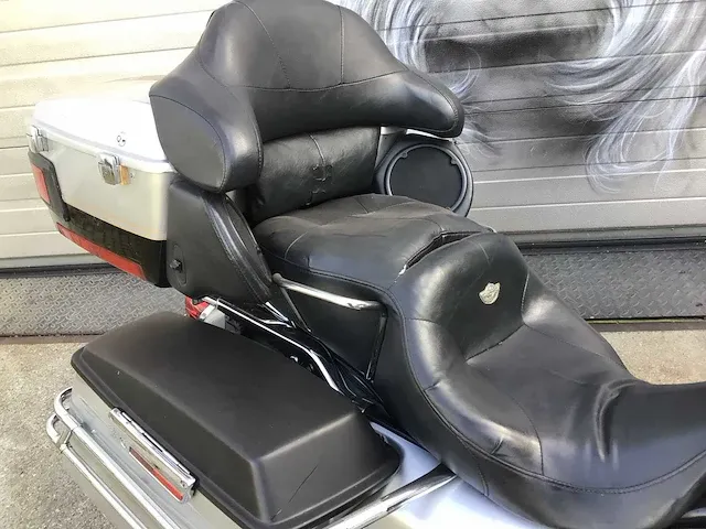 Harley davidson - tour - 88 flhtcui egult.cl. - motorfiets - afbeelding 15 van  33