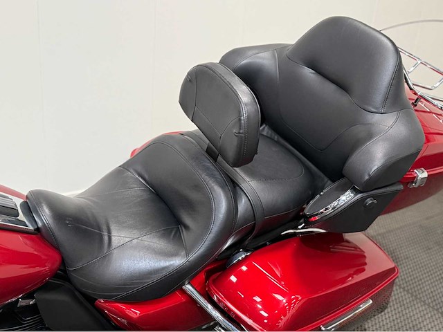 Harley davidson - tour - motorfiets - 2019 - afbeelding 3 van  26